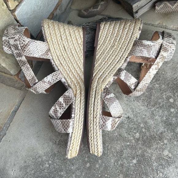 Sofft Inez Espadrille Snakeskin print Wedge Sandals NWOB Sz-8.5.  K - Picture 7 of 14